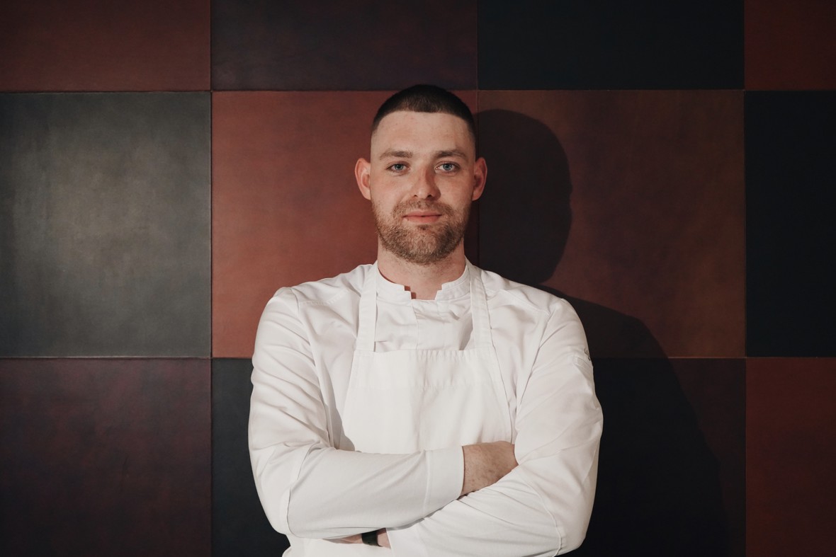 129B1552 B04B 48F3 A16A 2E020EAECB84